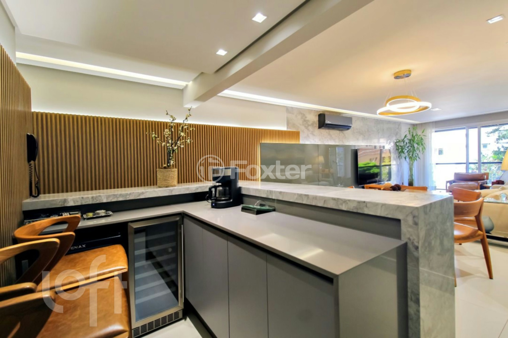 Apartamento à venda com 2 quartos, 141m² - Foto 5