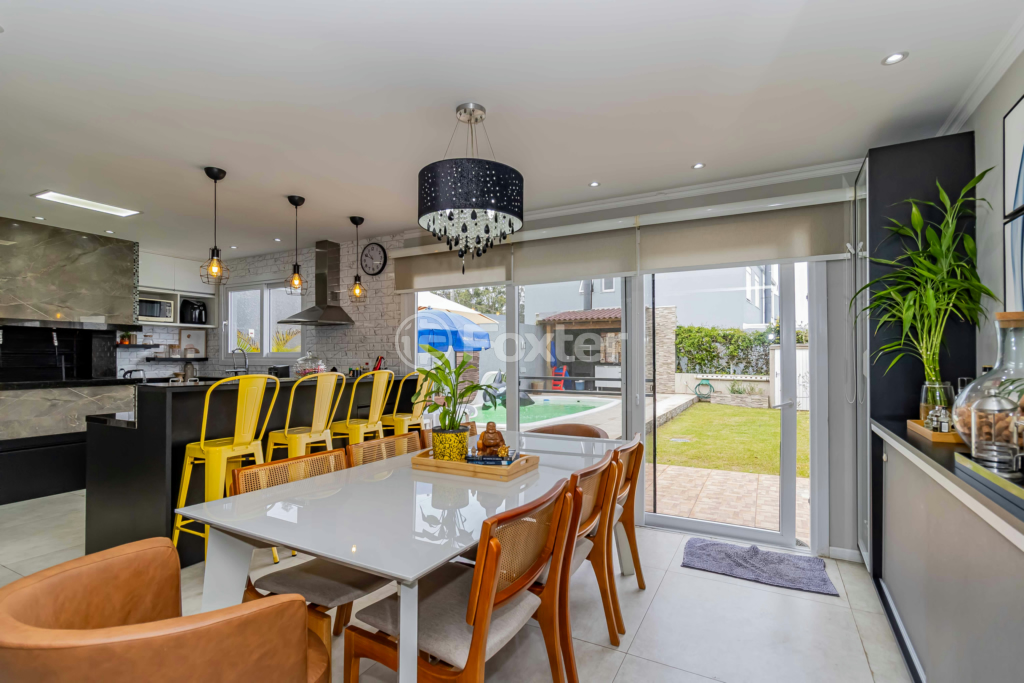 Casa de Condomínio à venda com 3 quartos, 126m² - Foto 4
