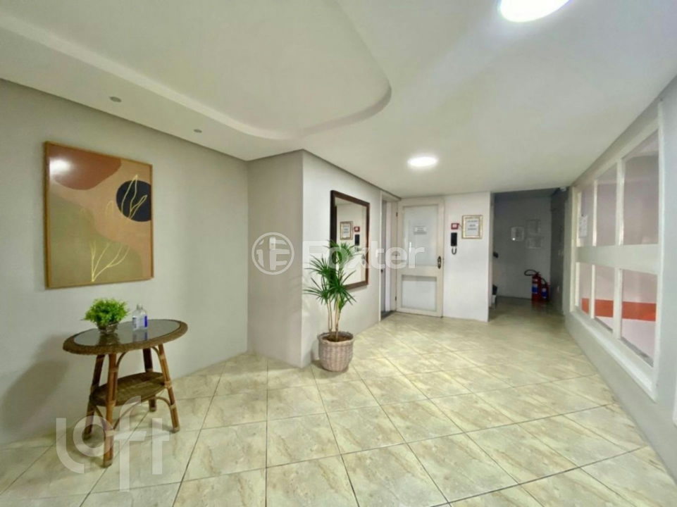 Apartamento à venda com 2 quartos, 67m² - Foto 2