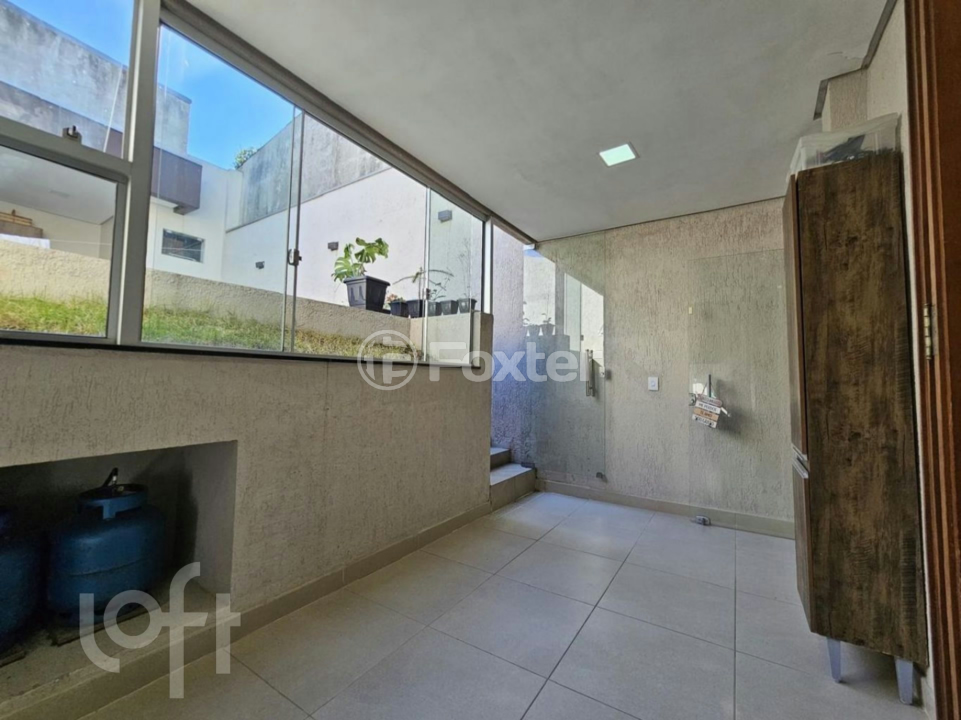 Casa à venda com 2 quartos, 142m² - Foto 8