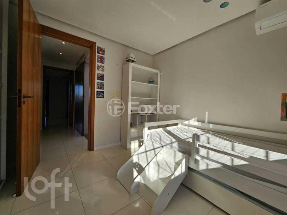 Casa à venda com 2 quartos, 142m² - Foto 4