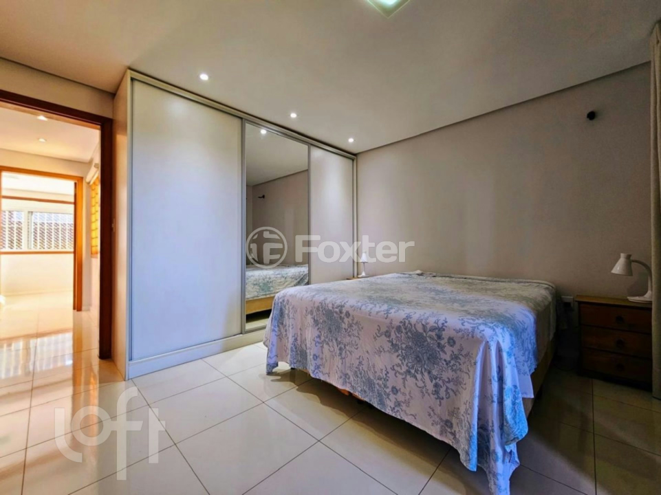 Casa à venda com 2 quartos, 142m² - Foto 1