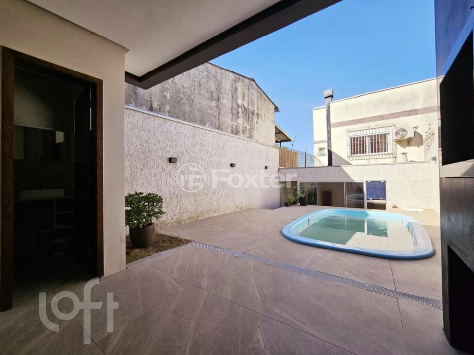 Casa à venda com 2 quartos, 142m² - Foto 7