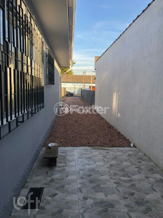 Casa à venda com 4 quartos, 140m² - Foto 30