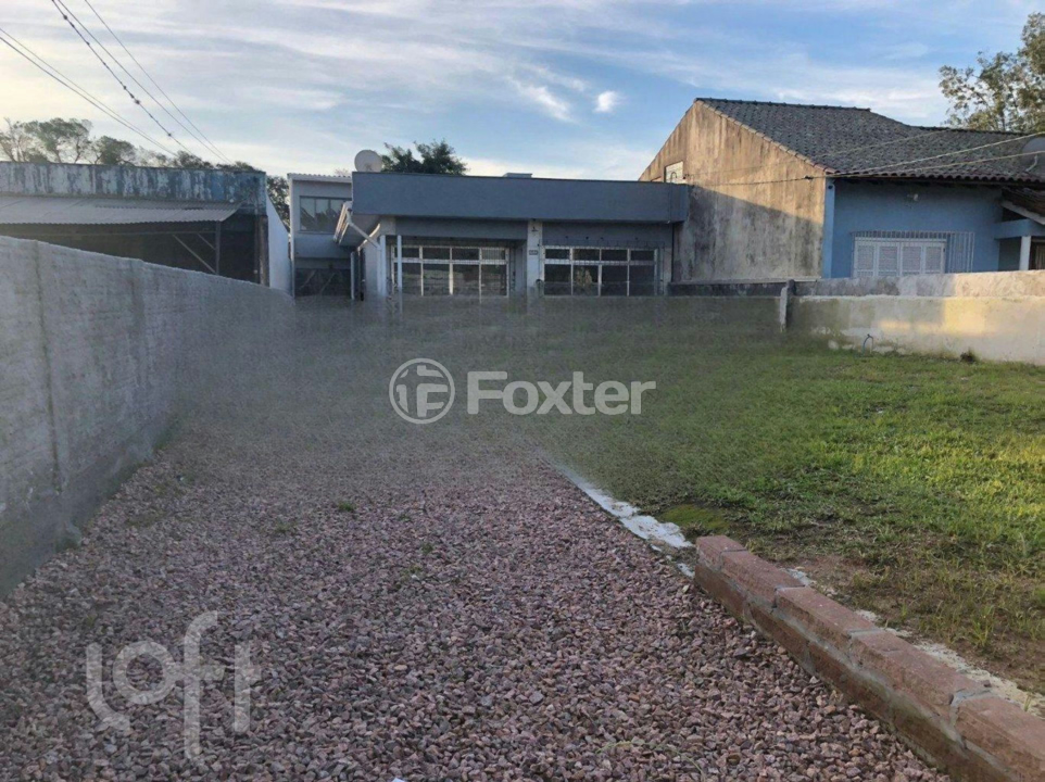 Casa à venda com 4 quartos, 140m² - Foto 2