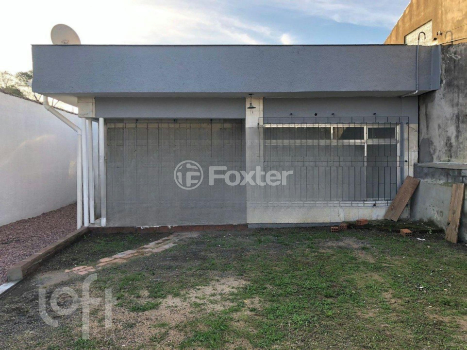 Casa à venda com 4 quartos, 140m² - Foto 1