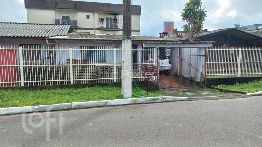 Casa à venda com 6 quartos, 396m² - Foto 13