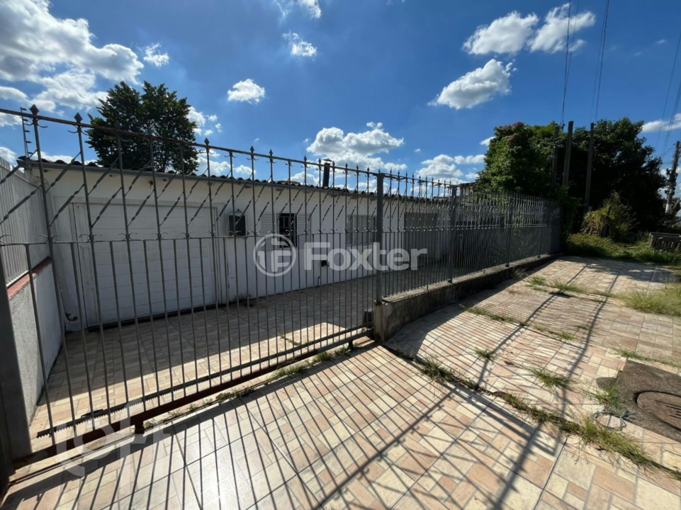 Casa à venda com 3 quartos, 80m² - Foto 6