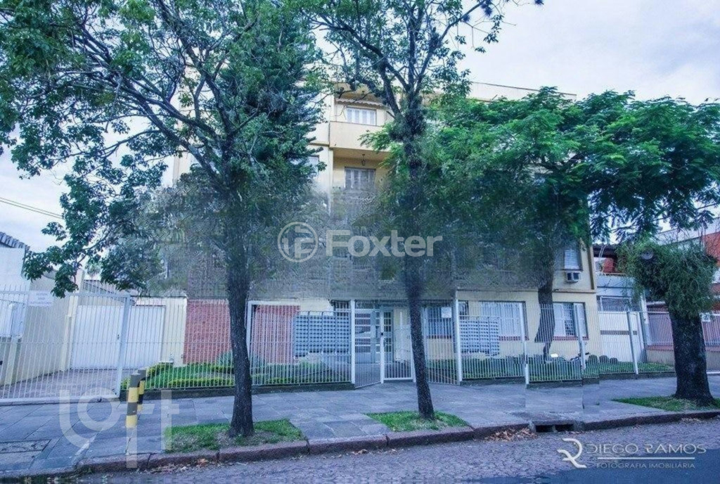 Apartamento à venda com 2 quartos, 39m² - Foto 18