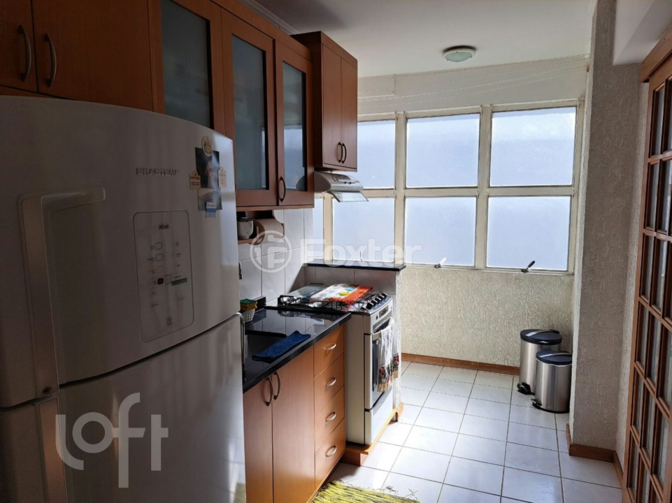 Apartamento à venda com 2 quartos, 77m² - Foto 13
