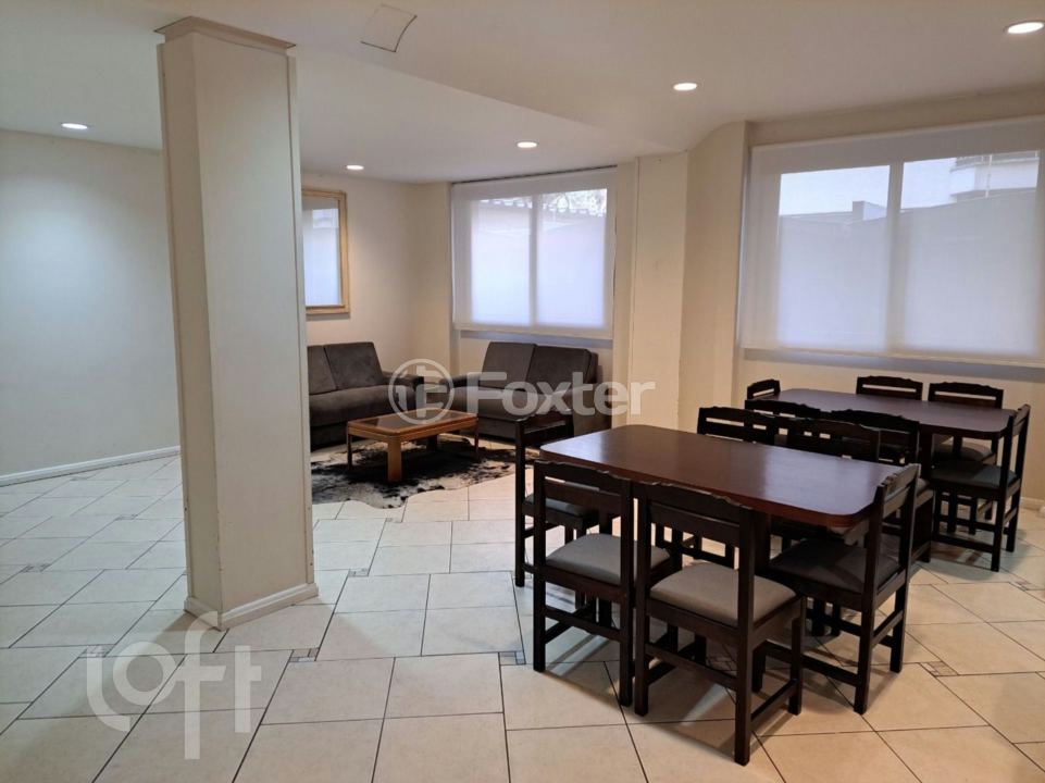 Apartamento à venda com 2 quartos, 77m² - Foto 35