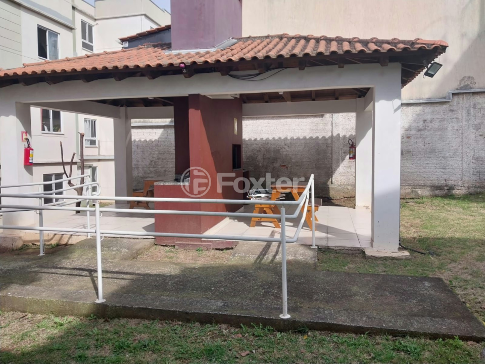 Apartamento à venda com 2 quartos, 42m² - Foto 8