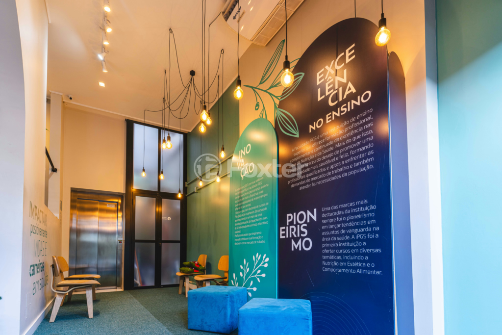 Prédio Inteiro à venda, 600m² - Foto 2