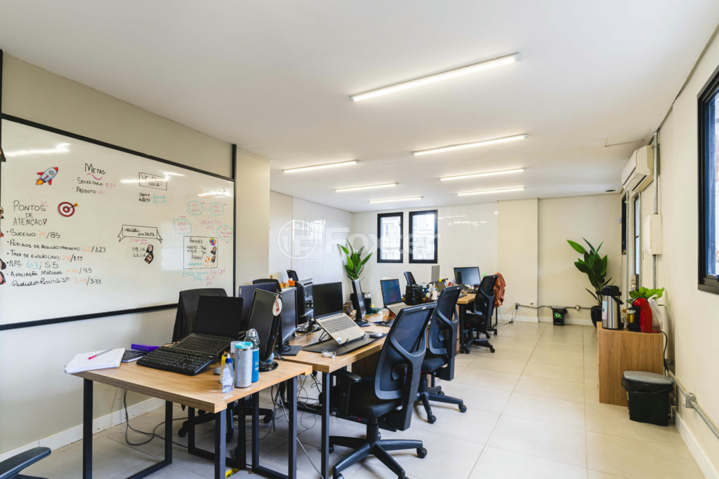 Prédio Inteiro à venda, 600m² - Foto 47