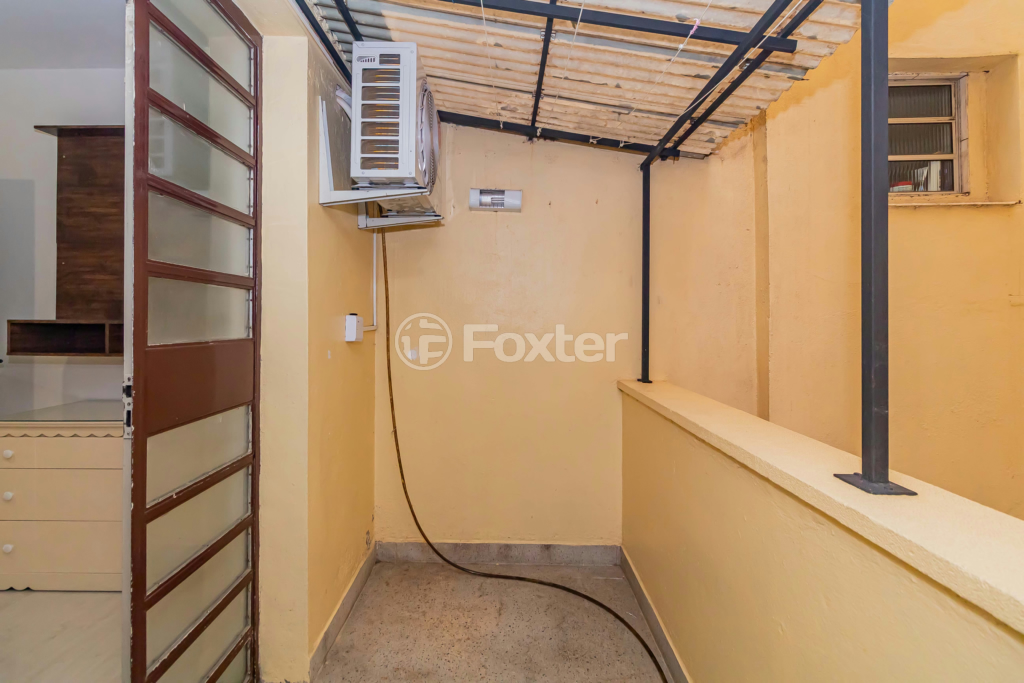 Apartamento à venda com 2 quartos, 67m² - Foto 14