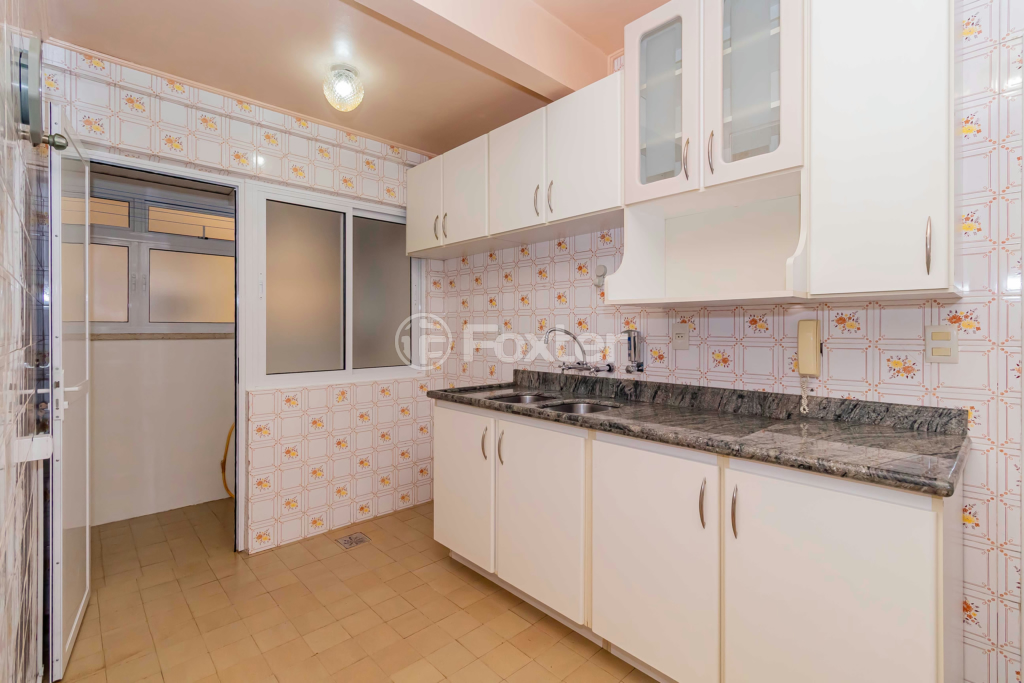 Apartamento à venda com 2 quartos, 67m² - Foto 20