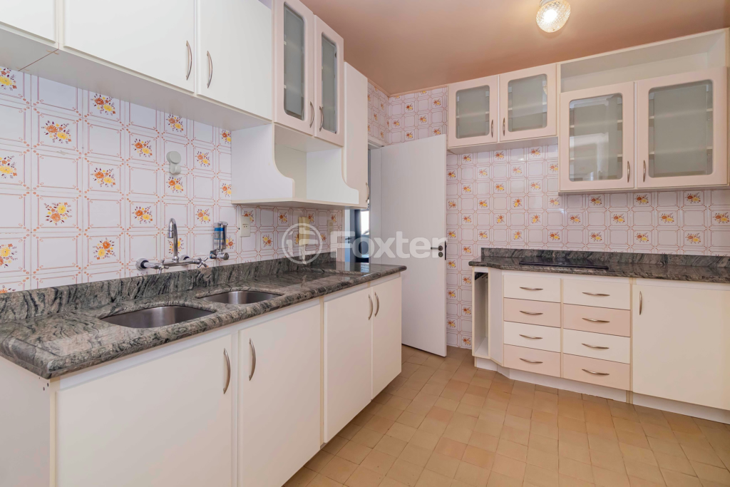 Apartamento à venda com 2 quartos, 67m² - Foto 16