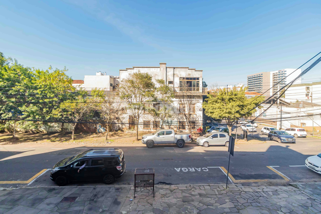 Apartamento à venda com 2 quartos, 67m² - Foto 3