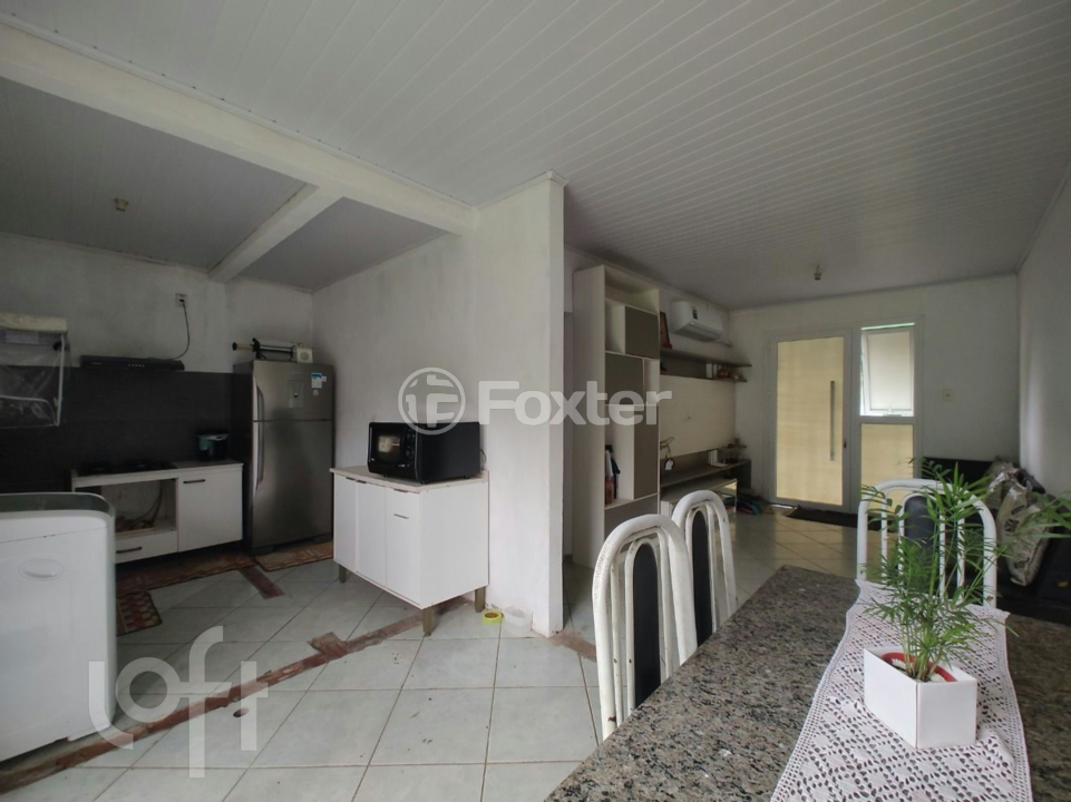 Casa à venda com 3 quartos, 76m² - Foto 9