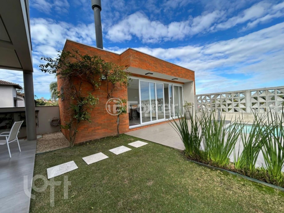 Casa à venda com 3 quartos, 274m² - Foto 42