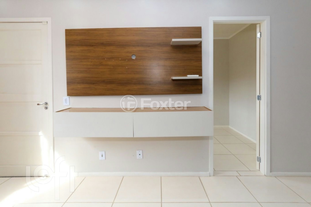 Casa à venda com 2 quartos, 43m² - Foto 4