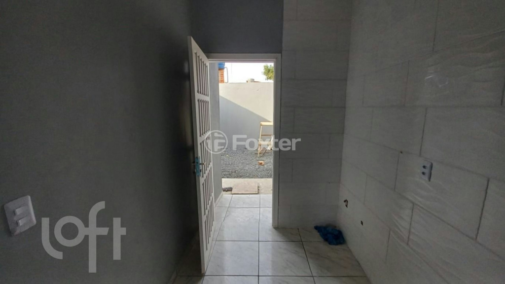Casa à venda com 2 quartos, 60m² - Foto 26