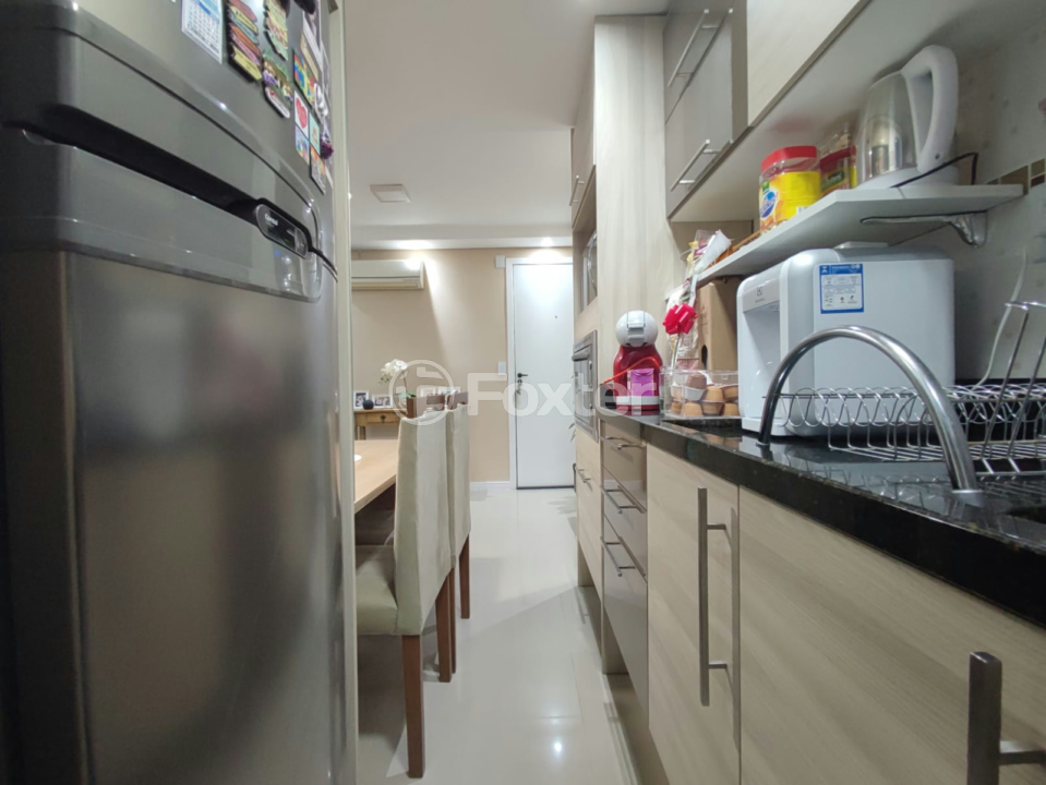 Apartamento à venda com 2 quartos, 38m² - Foto 6