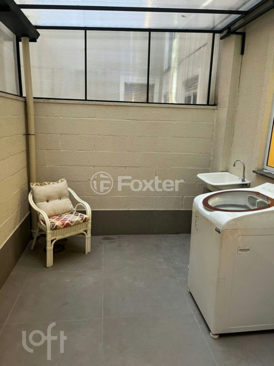 Apartamento à venda com 2 quartos, 40m² - Foto 8