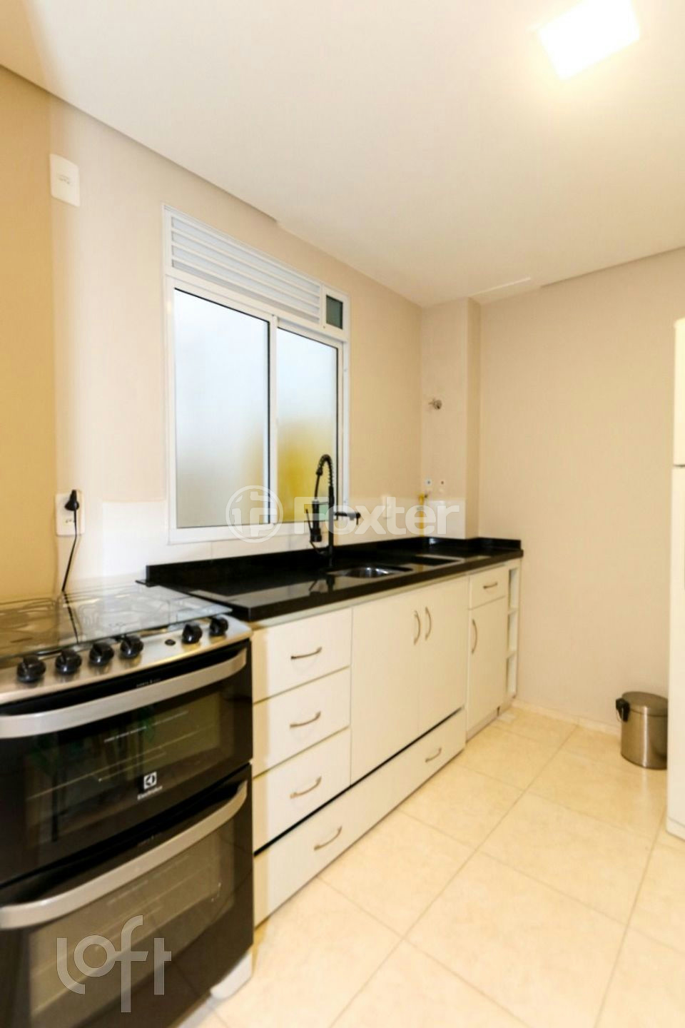 Apartamento à venda com 2 quartos, 40m² - Foto 4