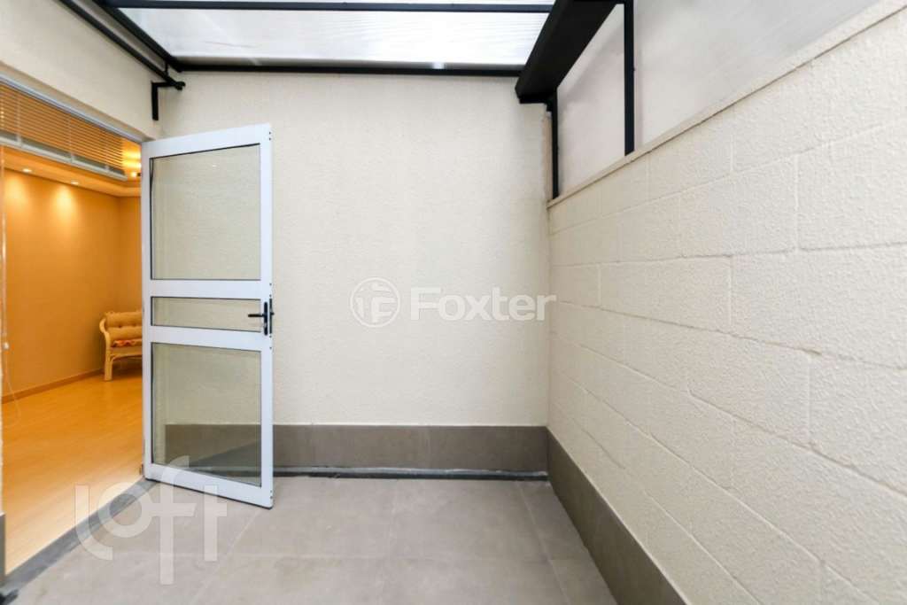 Apartamento à venda com 2 quartos, 40m² - Foto 7