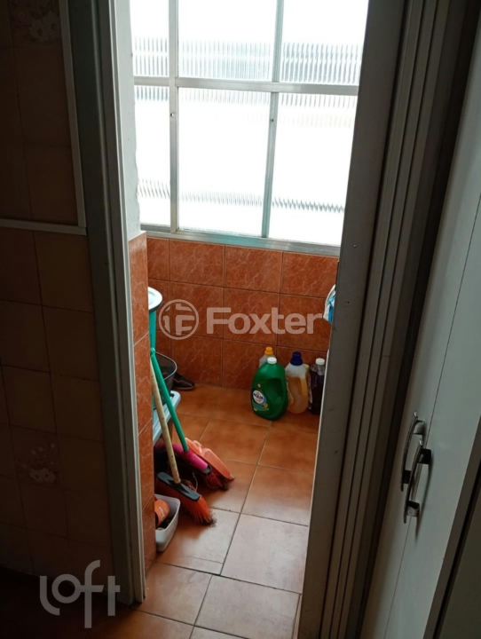 Apartamento à venda com 2 quartos, 70m² - Foto 7