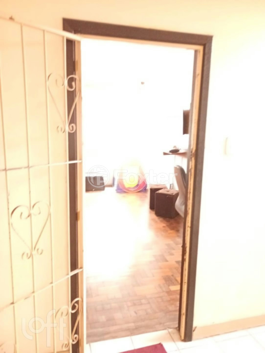 Apartamento à venda com 2 quartos, 70m² - Foto 1