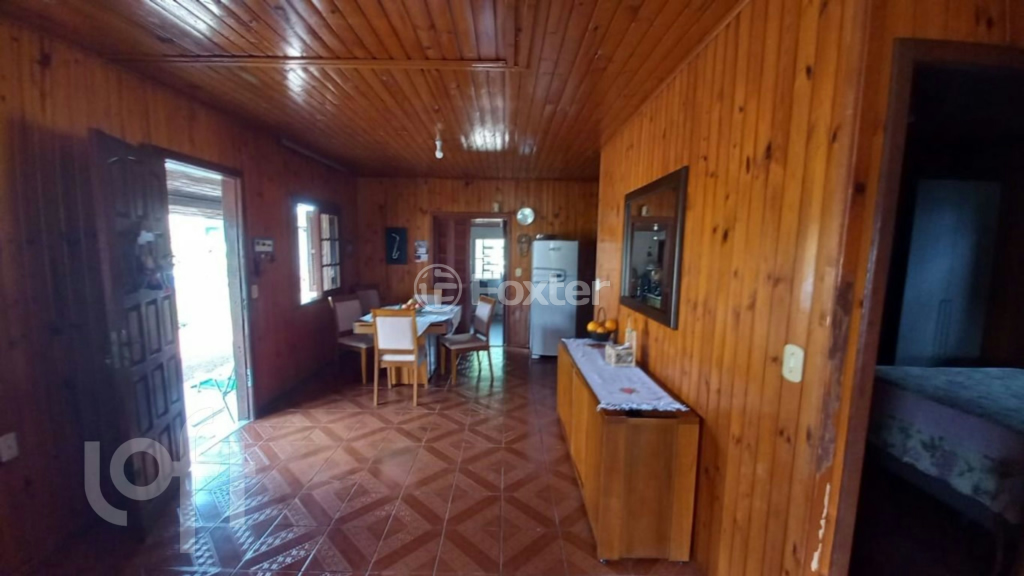 Casa à venda com 2 quartos, 281m² - Foto 1