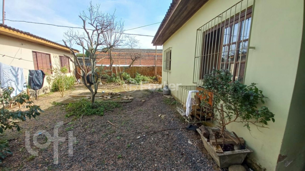 Casa à venda com 2 quartos, 281m² - Foto 4