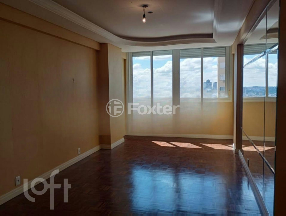 Apartamento à venda com 3 quartos, 149m² - Foto 1
