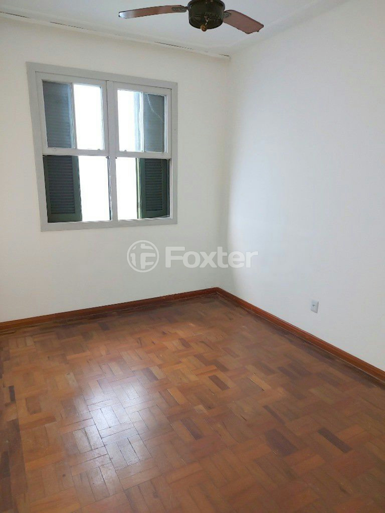 Apartamento à venda com 2 quartos, 74m² - Foto 3