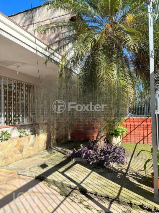 Casa à venda com 3 quartos, 100m² - Foto 2