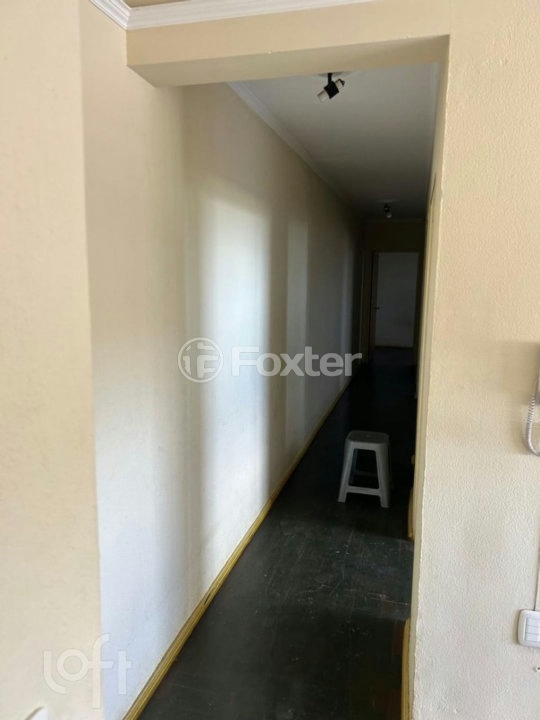 Apartamento à venda com 3 quartos, 69m² - Foto 2