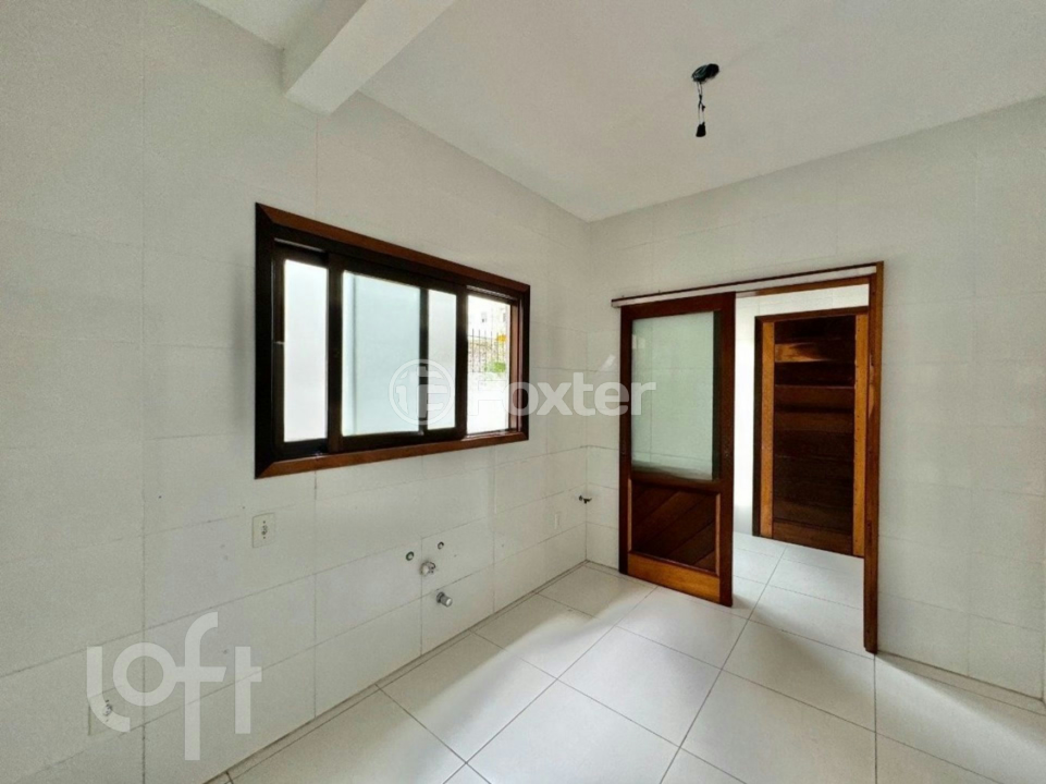 Casa à venda com 3 quartos, 150m² - Foto 8