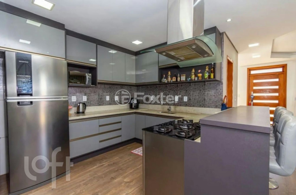 Casa de Condomínio à venda com 3 quartos, 257m² - Foto 3