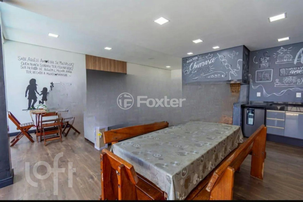 Casa de Condomínio à venda com 3 quartos, 257m² - Foto 2