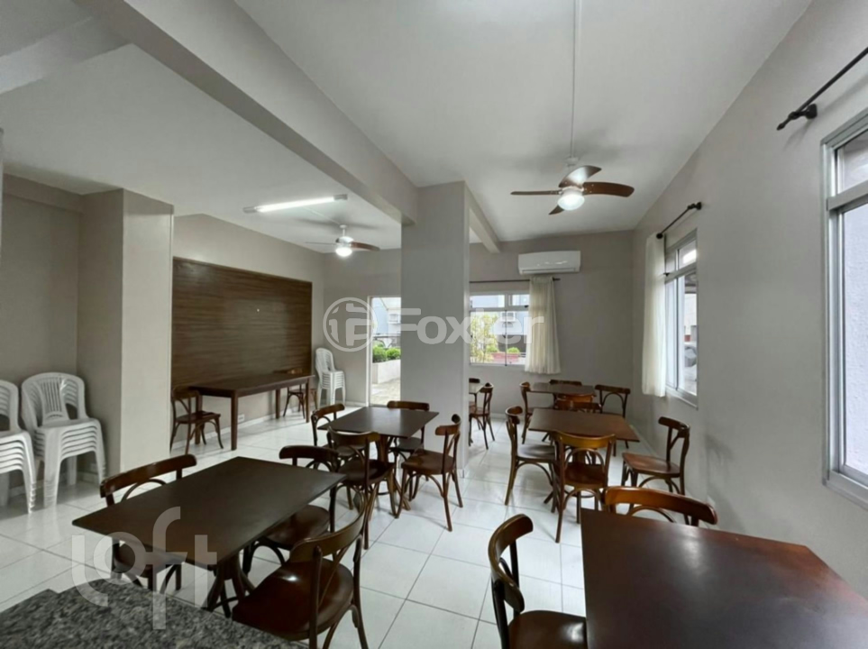 Apartamento à venda com 2 quartos, 56m² - Foto 22