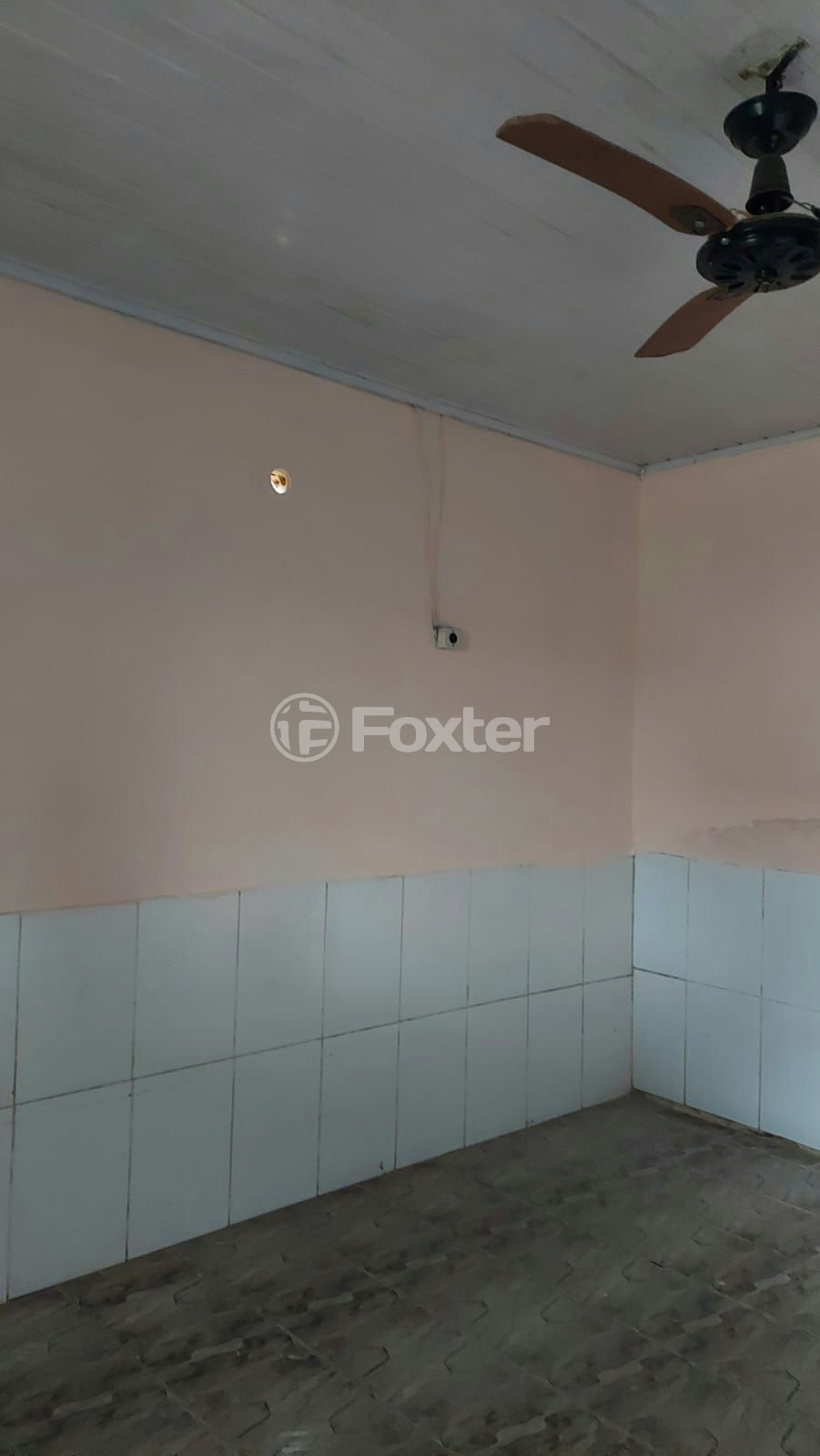 Casa à venda com 2 quartos, 70m² - Foto 3