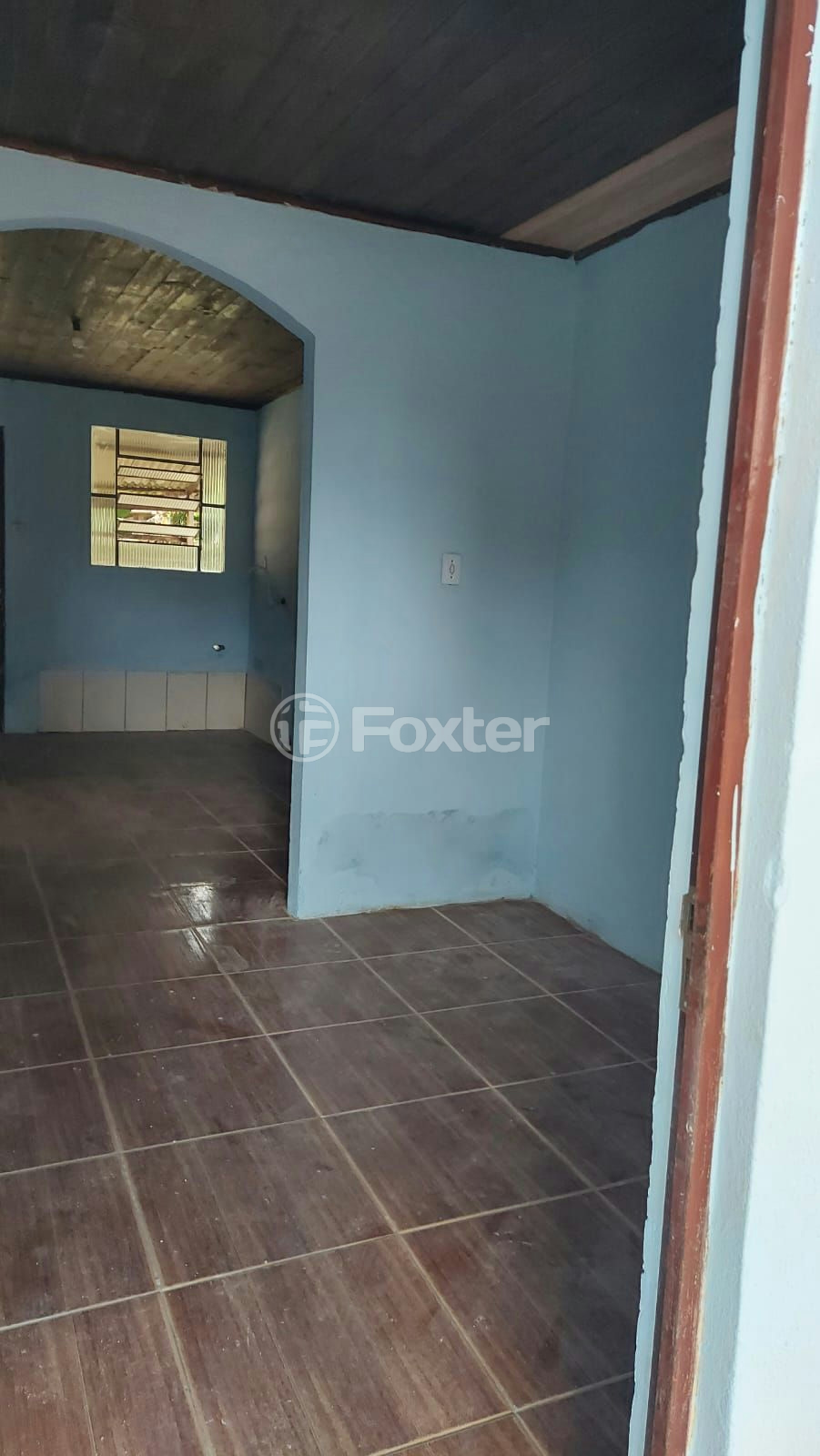 Casa à venda com 2 quartos, 70m² - Foto 2