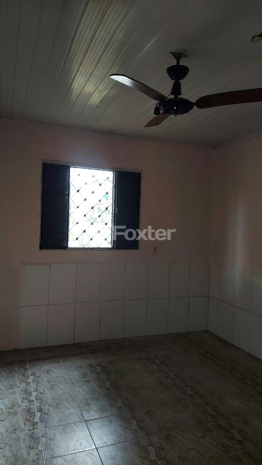 Casa à venda com 2 quartos, 70m² - Foto 4