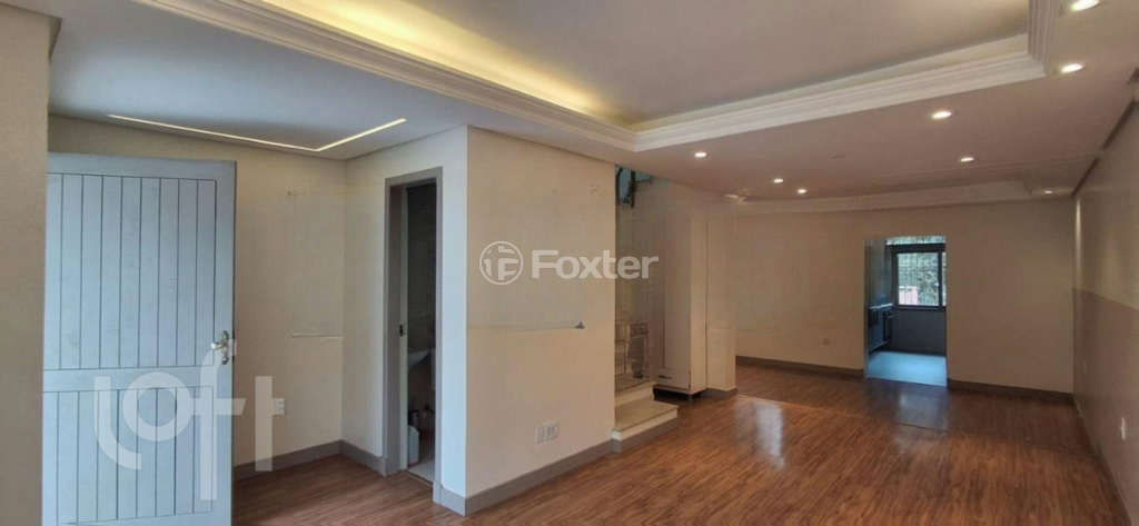 Casa à venda com 3 quartos, 199m² - Foto 1