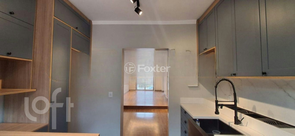 Casa à venda com 3 quartos, 199m² - Foto 10