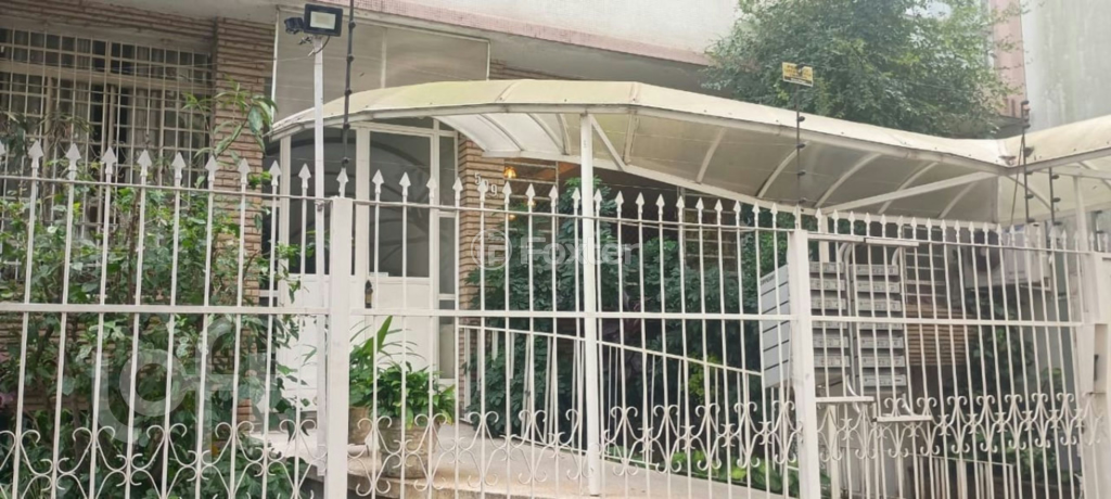Apartamento à venda com 3 quartos, 139m² - Foto 2