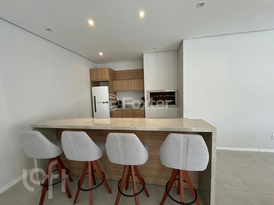 Apartamento à venda com 3 quartos, 87m² - Foto 8