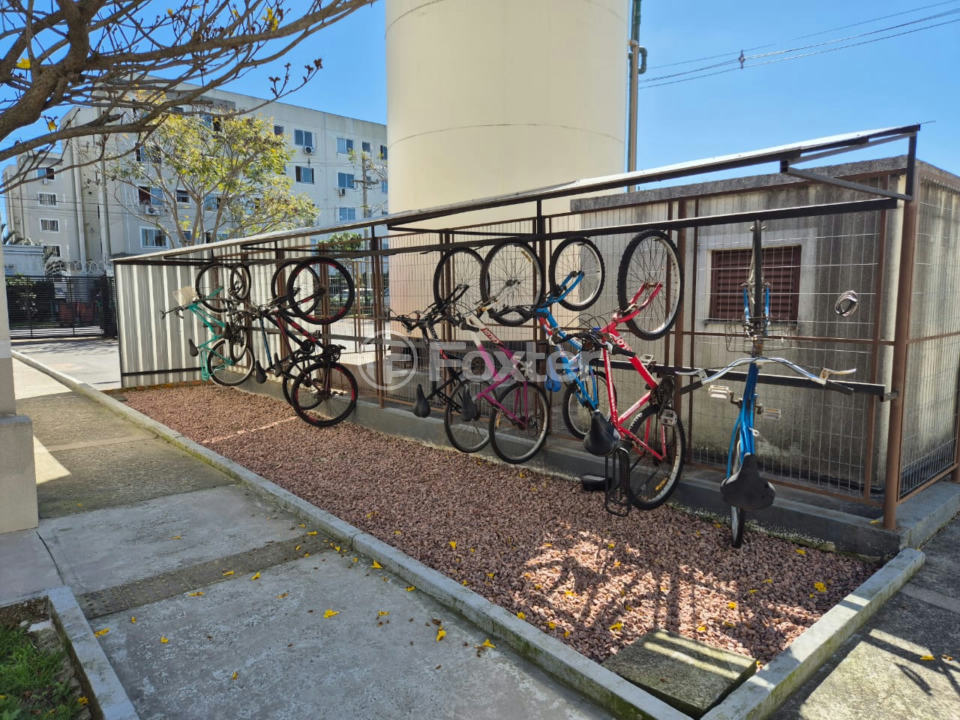 Apartamento à venda com 2 quartos, 40m² - Foto 20